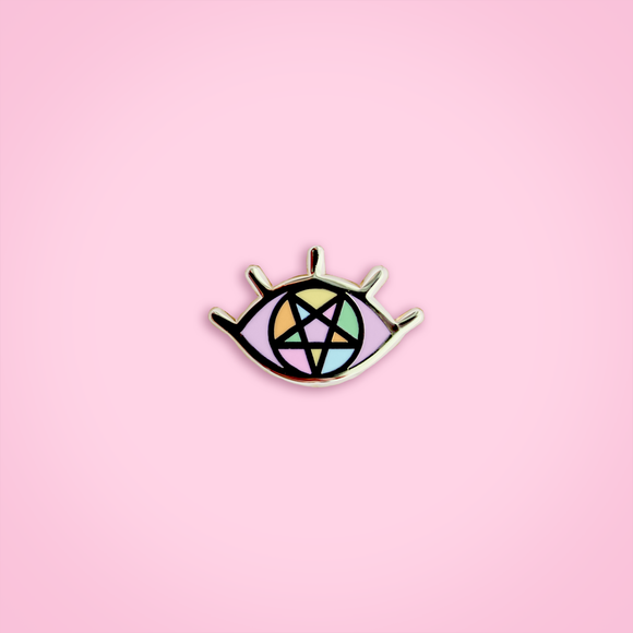Starry-Eyed mini pin